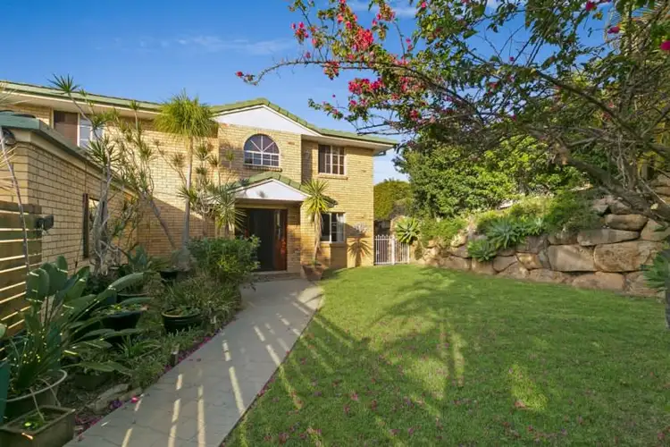 5 Excelcia Court, Eatons Hill QLD 4037