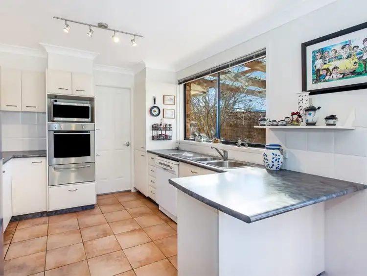 Second view of Homely other listing, 2/3 Chippendale Place, Helensburgh NSW 2508