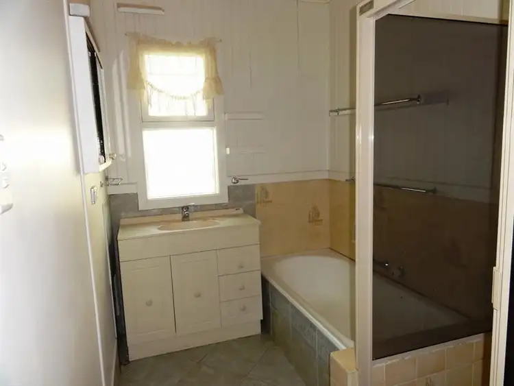 Seventh view of Homely house listing, 581 O'Neil Street, Broken Hill NSW 2880