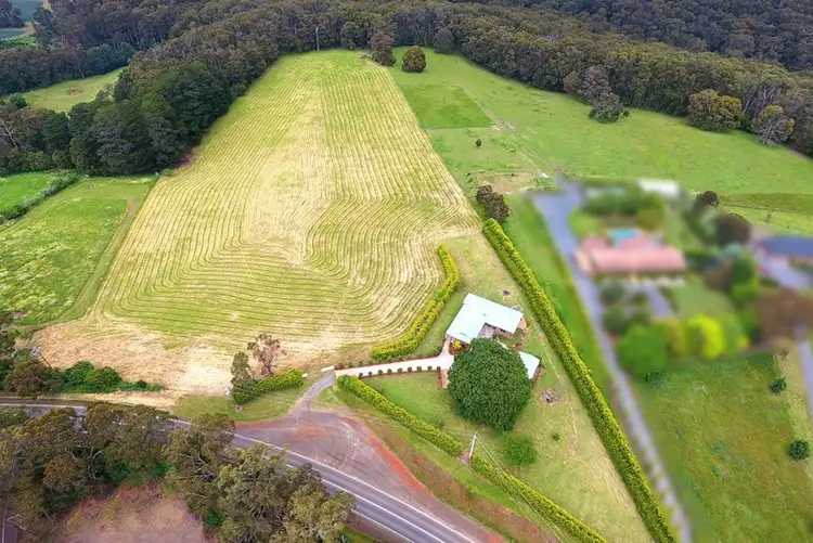 Second view of Homely house listing, 136 Monbulk Road, Mount Evelyn VIC 3796