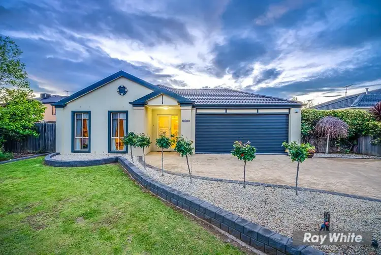 Second view of Homely house listing, 4 Briar Court, Tarneit VIC 3029