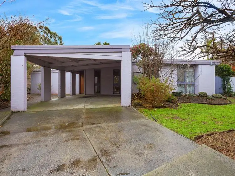 9 Heron Court, Dingley Village VIC 3172