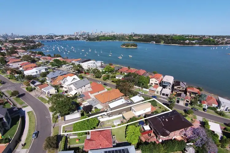 40 Burnell Street, Russell Lea NSW 2046