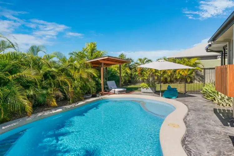 13 Shutehaven Circuit, Bushland Beach QLD 4818