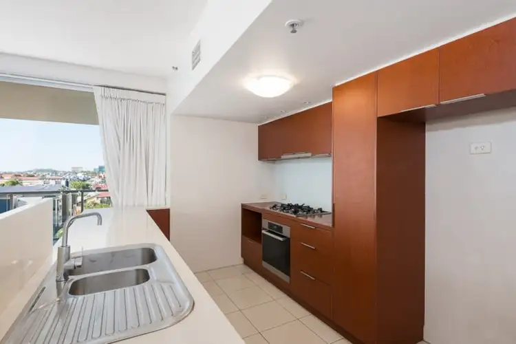 Fifth view of Homely apartment listing, 7/170 Leichhardt Street, Spring Hill QLD 4000