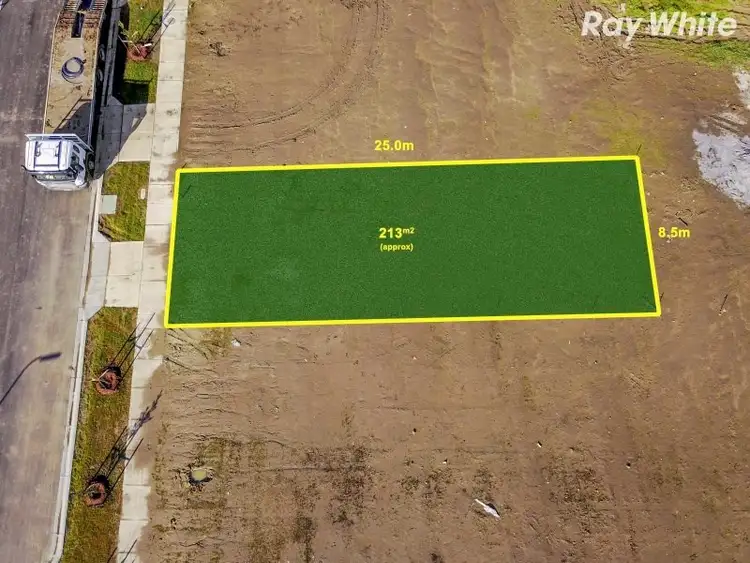 31 Newbury Street, Pakenham VIC 3810