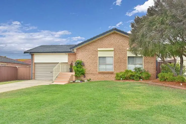 3 Leontes Close, Rosemeadow NSW 2560
