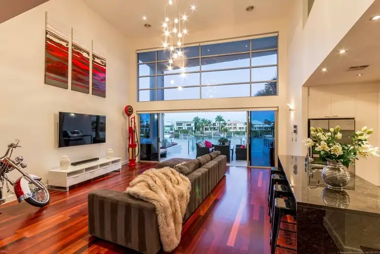 9/17 Marseille Court, Sorrento QLD 4217