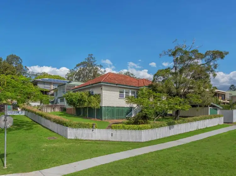 162 Lutzow Street, Tarragindi QLD 4121