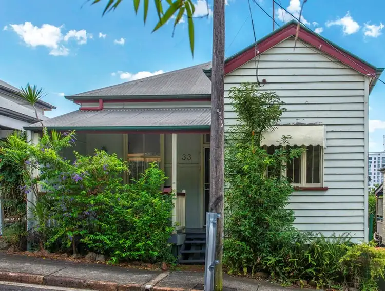Second view of Homely house listing, 33 Park Street, Spring Hill QLD 4000