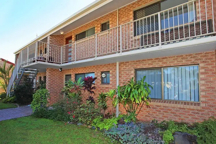 Fourth view of Homely unit listing, 2/10 Barooga Crescent, Mooloolaba QLD 4557