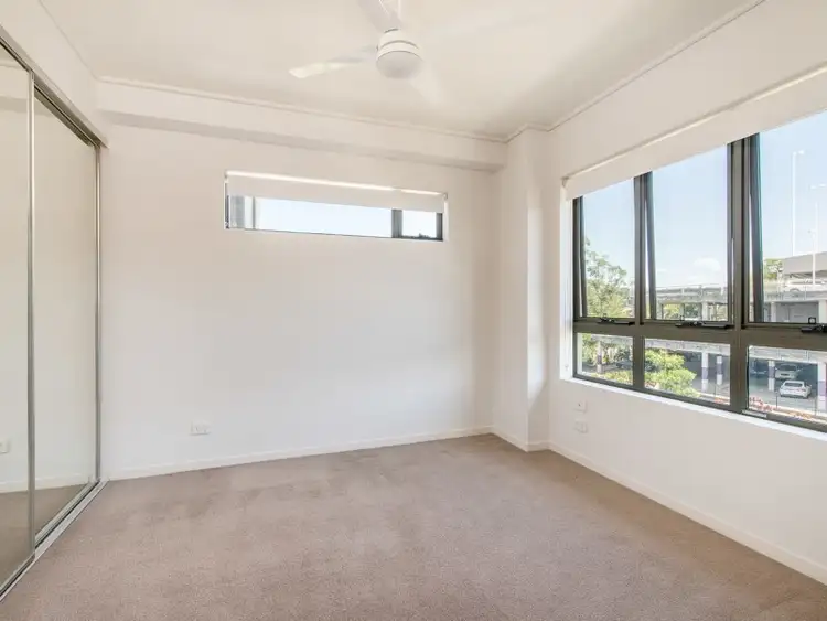 Fifth view of Homely unit listing, 3401/16-28 Surbiton Court, Carindale QLD 4152