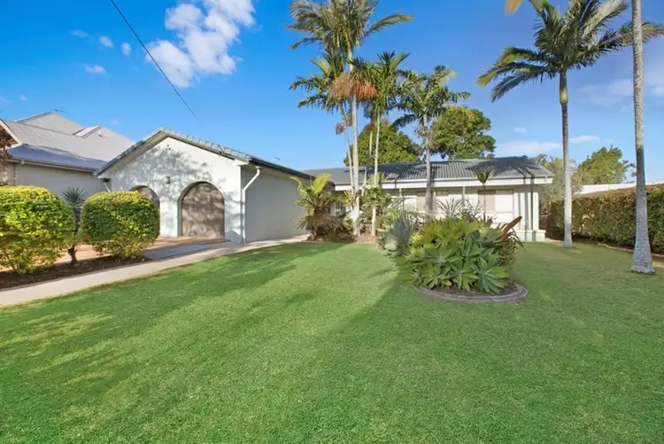 587 Main Road, Wellington Point QLD 4160