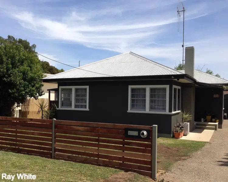 60 Farnell Street, Forbes NSW 2871