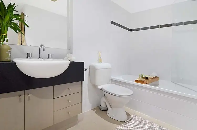 Fifth view of Homely unit listing, 6/31-33 Helen Street, Teneriffe QLD 4005