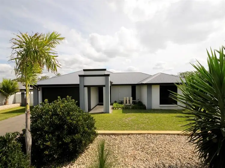 48 Holly Avenue, Highfields QLD 4352
