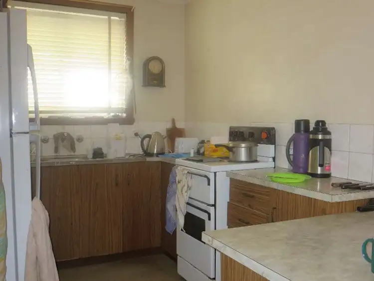 Second view of Homely unit listing, 2/161 Bilba Street, East Albury NSW 2640