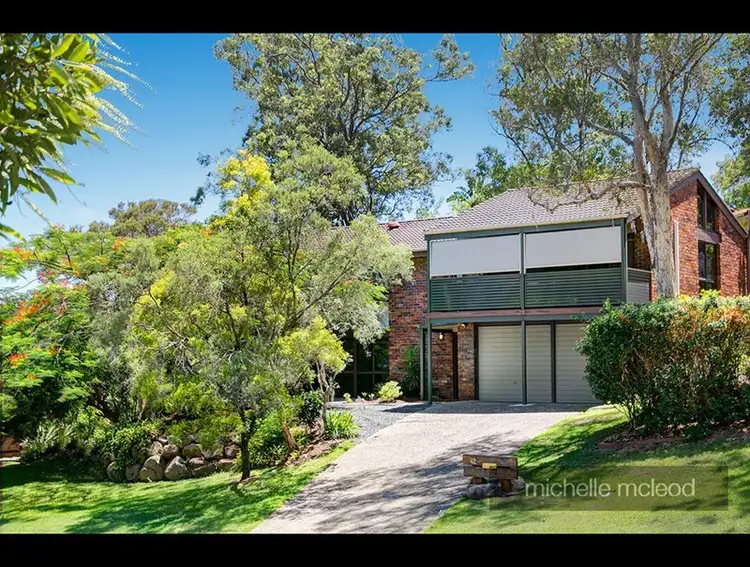 42 Goolman Street, Chapel Hill QLD 4069