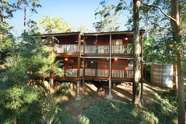 63 Harland Road, Mount Glorious QLD 4520