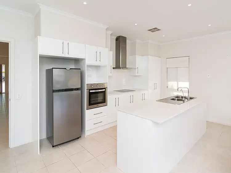 1B Exhibition Road, Mount Barker SA 5251