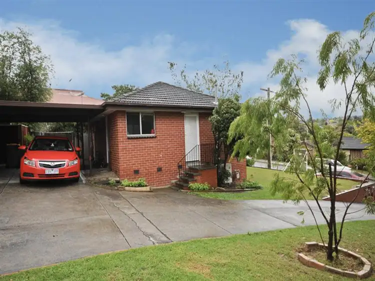 Main view of Homely house listing, 1/5 Felix Grove, Mooroolbark VIC 3138