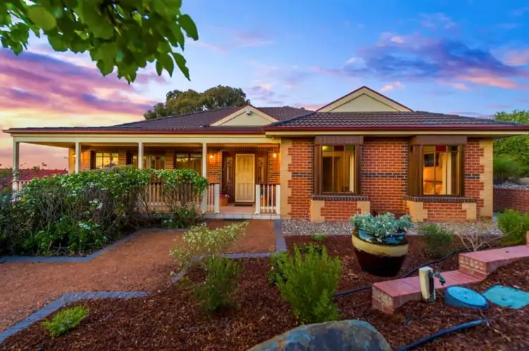 15 Jacaranda Drive, Jerrabomberra NSW 2619