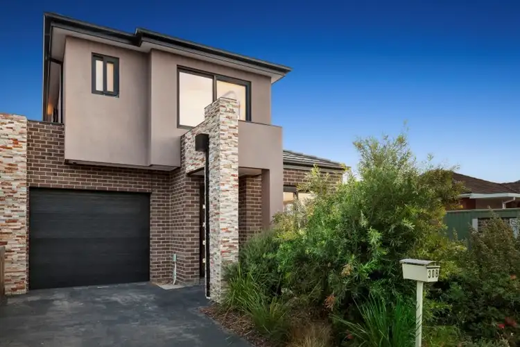 30B Oakes Avenue, Clayton South VIC 3169