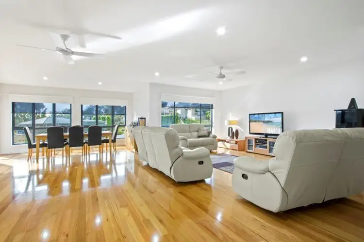 Third view of Homely house listing, 3 Hunter Place, Sunshine Bay NSW 2536