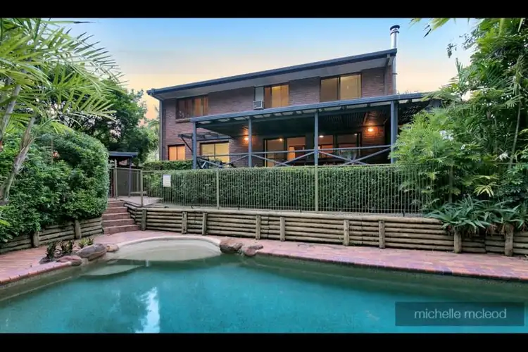 59 Nankoor Street, Chapel Hill QLD 4069