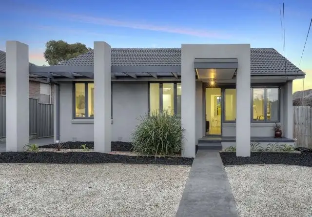 1/16 Yarra Avenue, Reservoir VIC 3073
