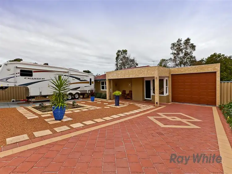 3 Rinaldo Crescent, Coolbellup WA 6163
