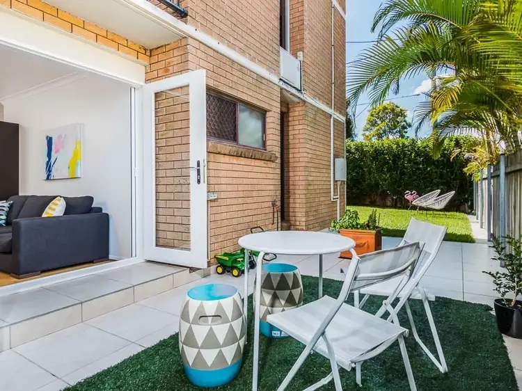 Main view of Homely unit listing, 1/10 Wellington Street, Clayfield QLD 4011