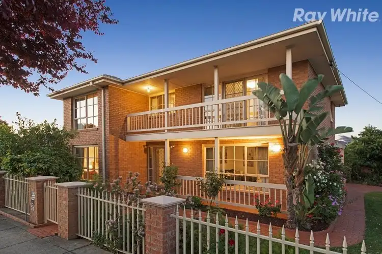 30 Cathies Lane, Wantirna South VIC 3152