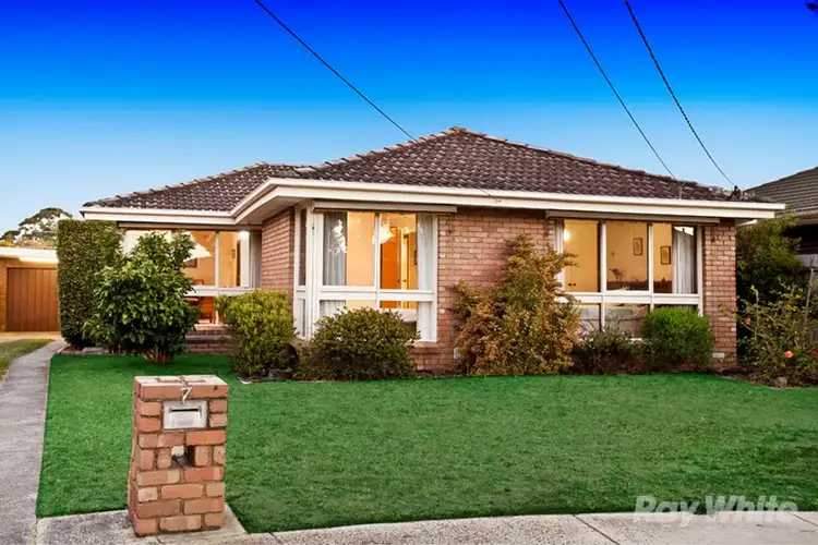 7 Lantana Court, Dandenong North VIC 3175