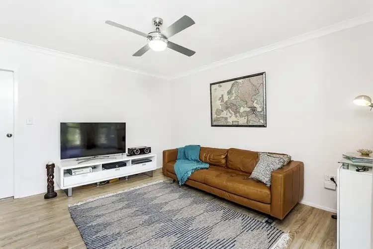 Sixth view of Homely unit listing, 4/19 Leigh Street, Coorparoo QLD 4151