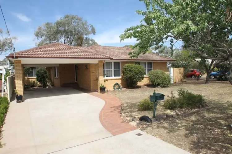 60 Nowland Avenue, Quirindi NSW 2343