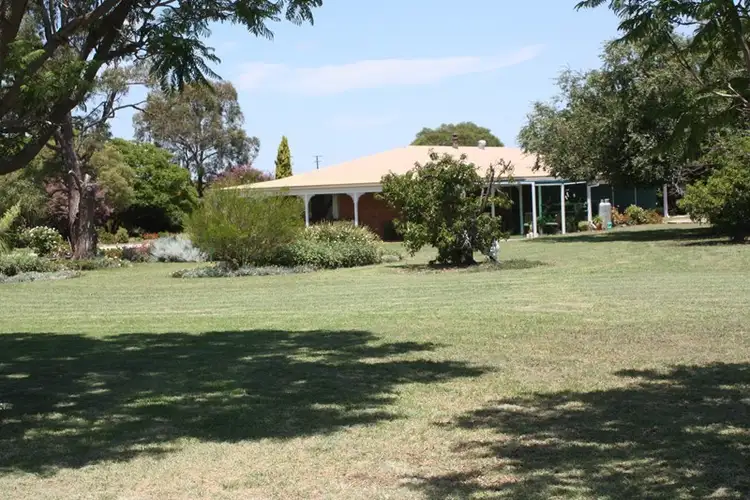 395 Upper Spring Creek Rd, Spring Creek, Clifton QLD 4361