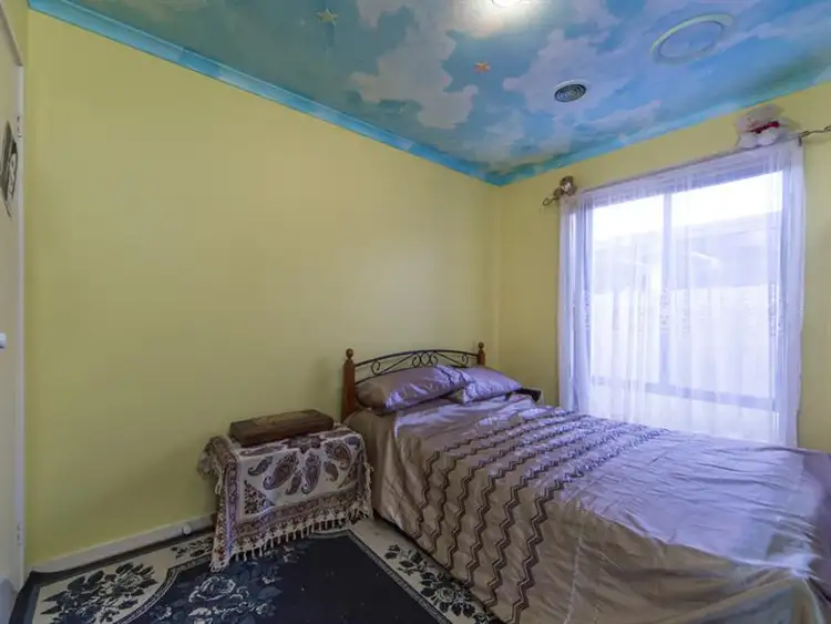 Fifth view of Homely house listing, 5 The Retreat, Hampton Park VIC 3976