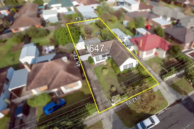 11 Highland Street, Kingsbury VIC 3083
