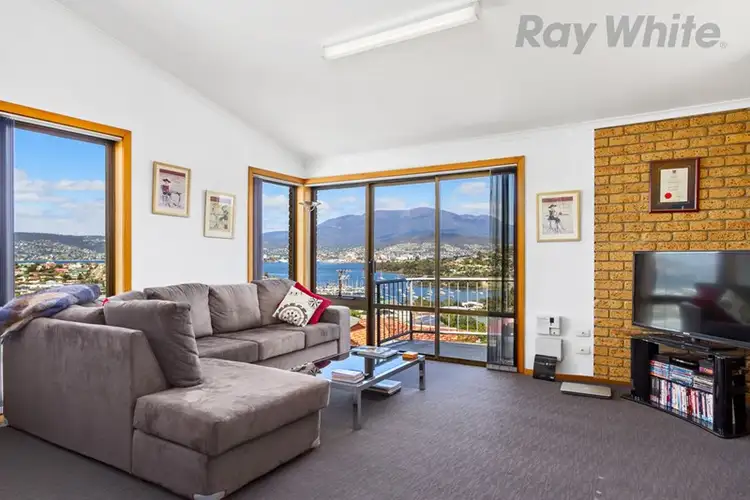 2/4 View Street, Bellerive TAS 7018