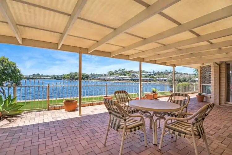 5 Liberty Place, Banora Point NSW 2486