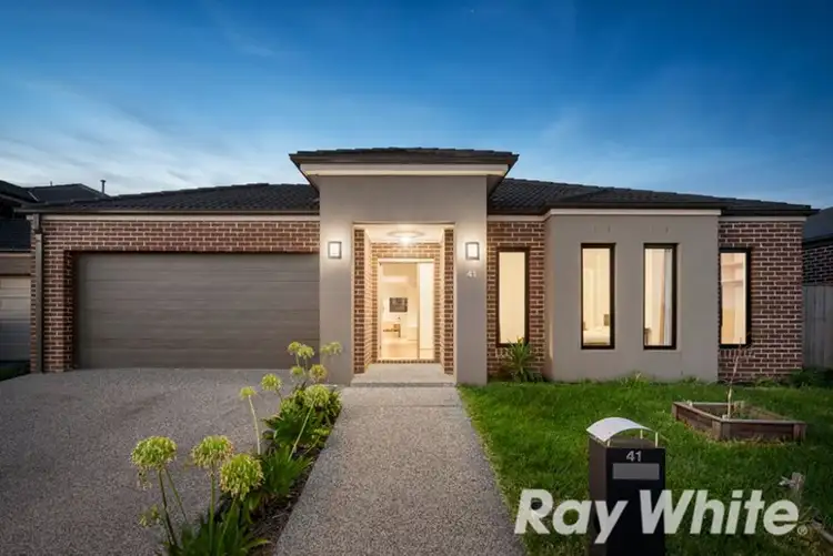 41 Carpentaria Crescent, Point Cook VIC 3030