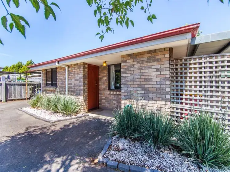 1/2 Newnham Close, Newnham TAS 7248