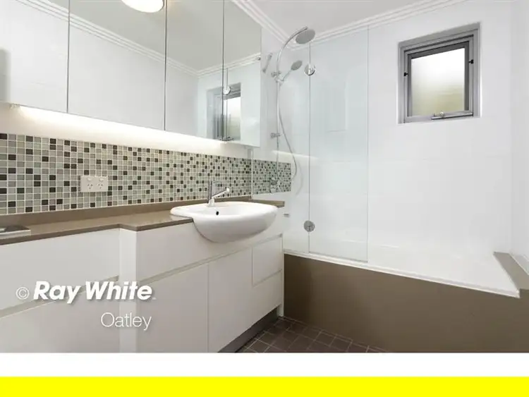 Fourth view of Homely unit listing, 6/33 Martin Place, Mortdale NSW 2223