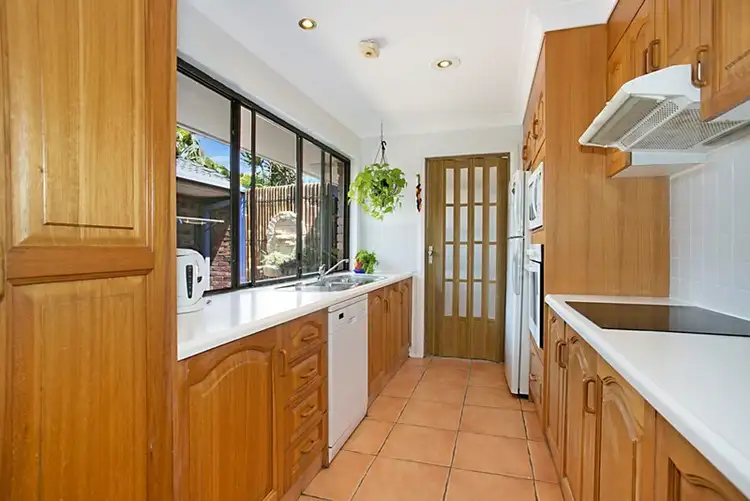 Fifth view of Homely house listing, 7 Oriole Court, Burleigh Waters QLD 4220