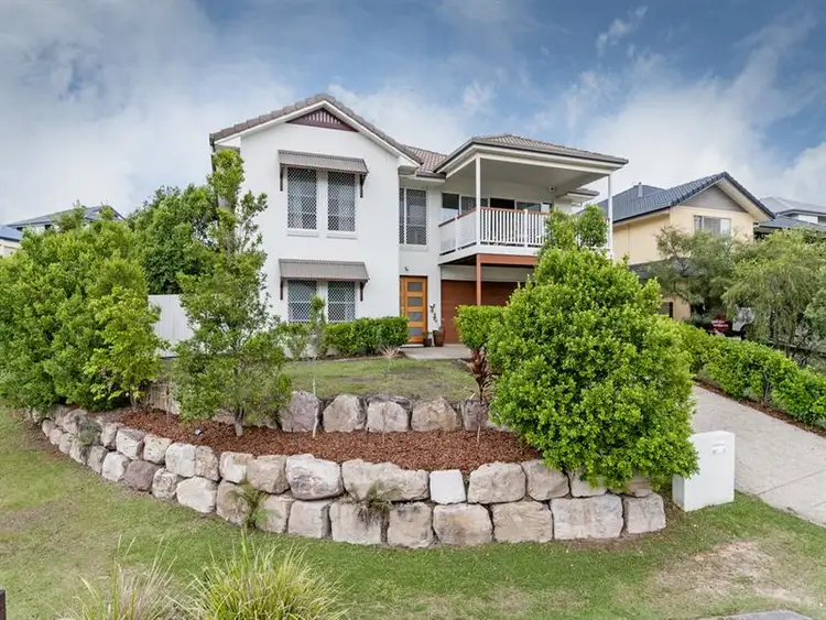 8 Backhousia Crescent, Sinnamon Park QLD 4073