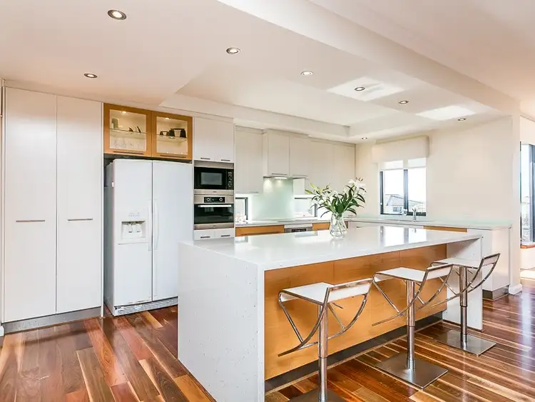 Fourth view of Homely house listing, 6 Renown Way, Sorrento WA 6020
