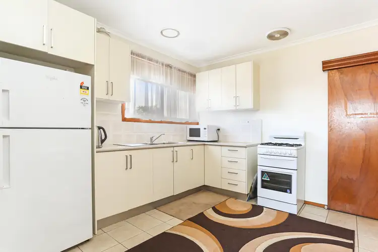 Fifth view of Homely house listing, 4/7 Boston Road, Lalor VIC 3075