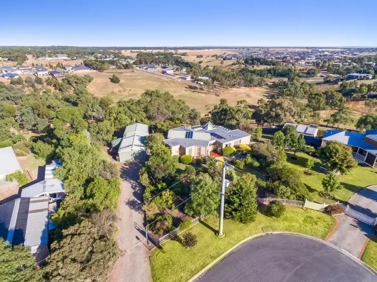 Second view of Homely house listing, 15 Glenbrae Court, Bannockburn VIC 3331
