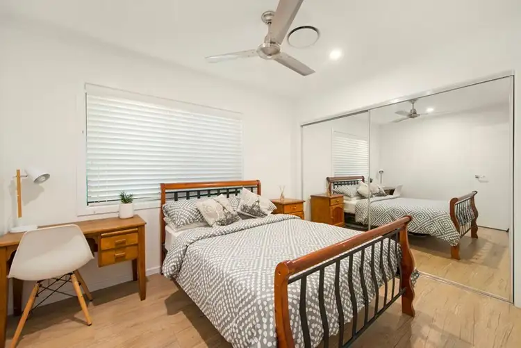 Seventh view of Homely house listing, 26 Verdichio Avenue, Mermaid Waters QLD 4218